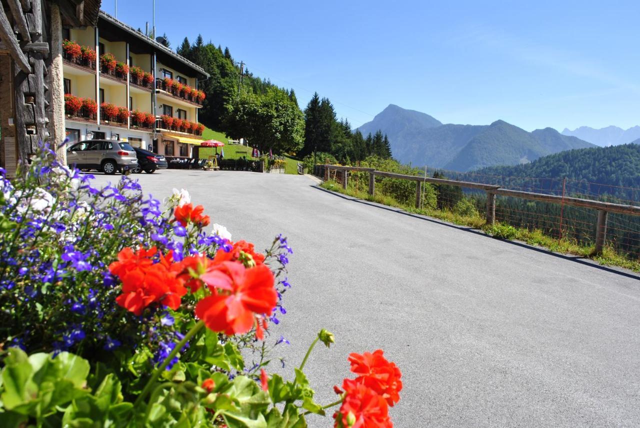 Bed&Breakfast Lausegger Ferlach Exterior photo