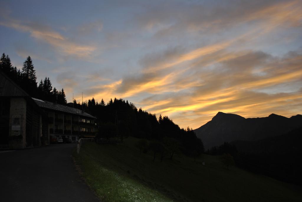 Bed&Breakfast Lausegger Ferlach Exterior photo