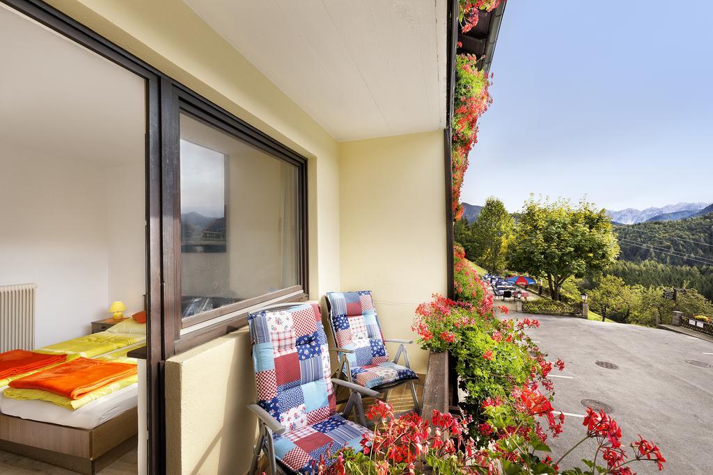 Bed&Breakfast Lausegger Ferlach Exterior photo